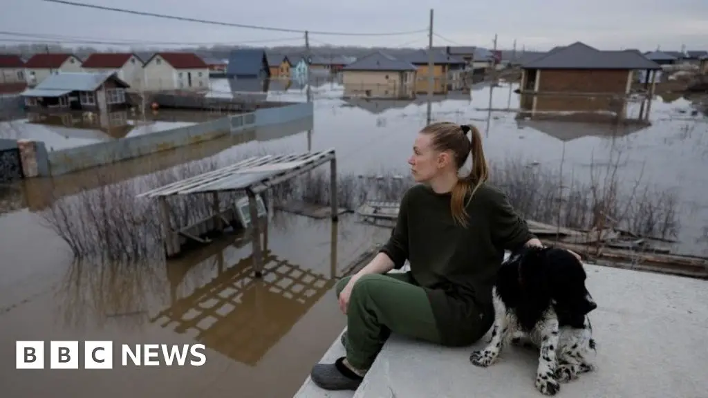 Russia floods leave houses almost submerged