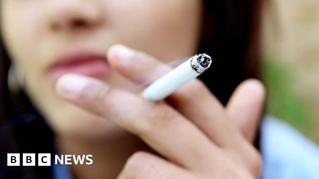 MPs to vote on smoking ban for those born after 2009