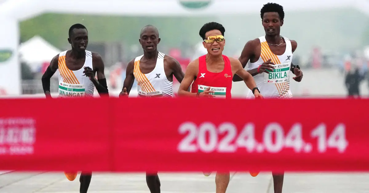 Chinese runner’s win is revoked after investigation into Beijing Half Marathon