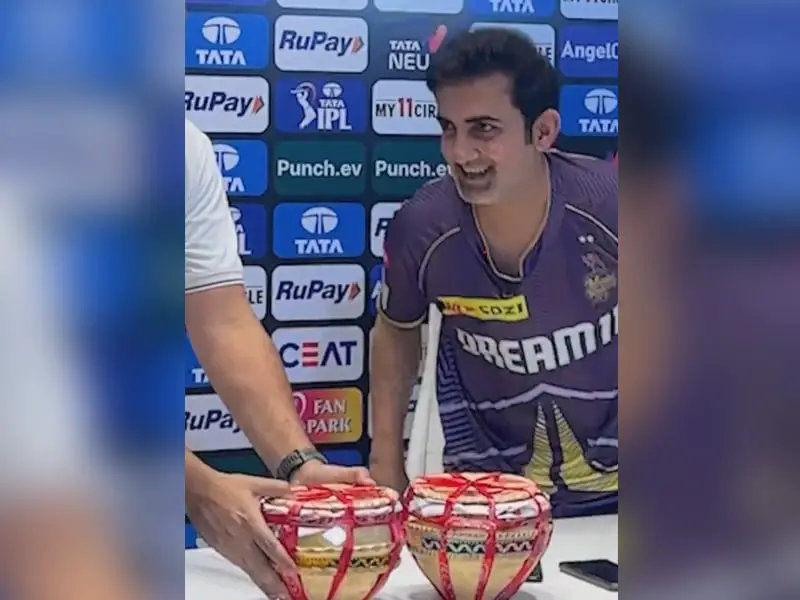 ‘Smiling’ Gautam Gambhir’s Surprise For Reporters Has Internet In Awe. Watch