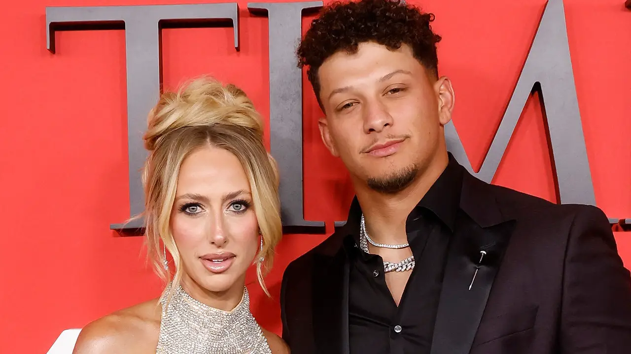 Brittany Mahomes Wore a Crop Top on the Red Carpet, and It’s So Y2K