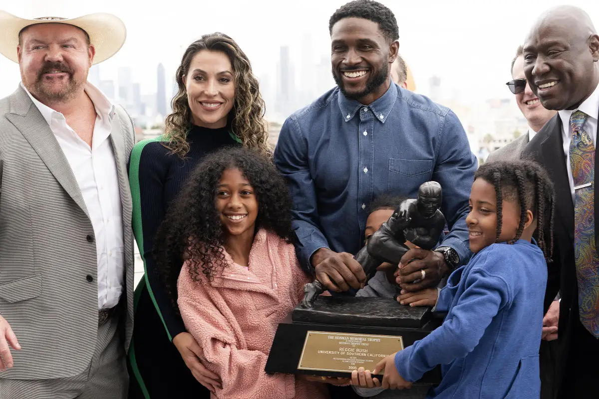 Reggie Bush celebrates return of Heisman Trophy, calls out NCAA with defamation suit still pending: ‘I never once cheated’