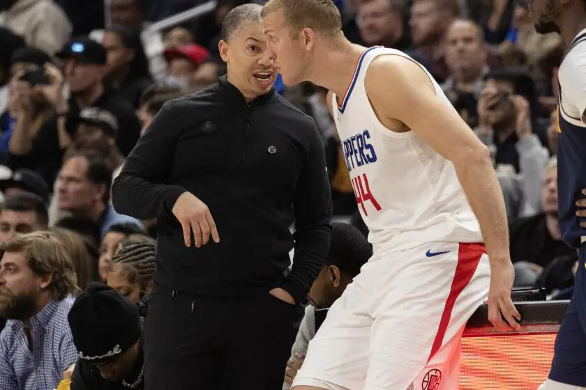 Tyronn Lue helping Clippers with a ‘blueprint’ to win series