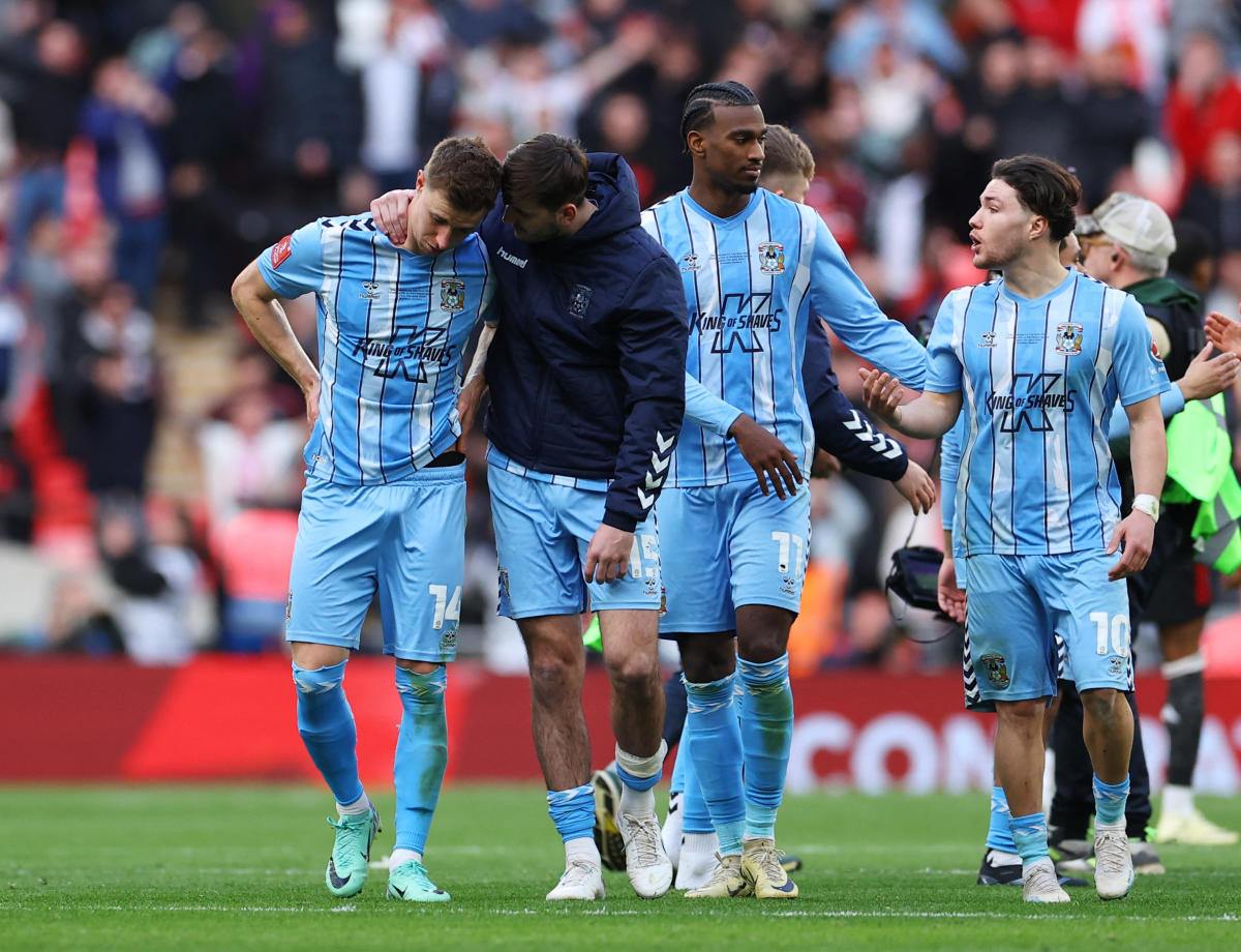 Manchester United collapses, but Coventry’s stunning FA Cup comeback spoiled by inch-tight call, penalties