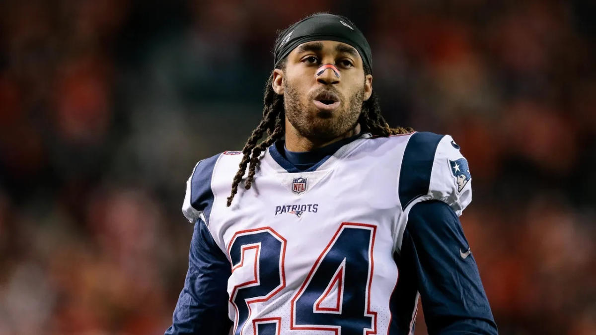 Stephon Gilmore backs Bill Belichick after watching ‘The Dynasty’