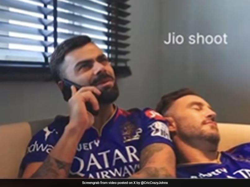 Virat Kohli Orders Pizza, Aloo Chaat, Barfi, Leaves Faf Du Plessis In Shock. Watch