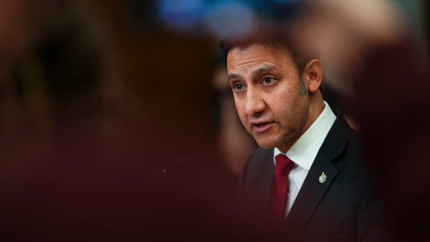 Canadians should expect politicians to support right to bail, Virani’s office says