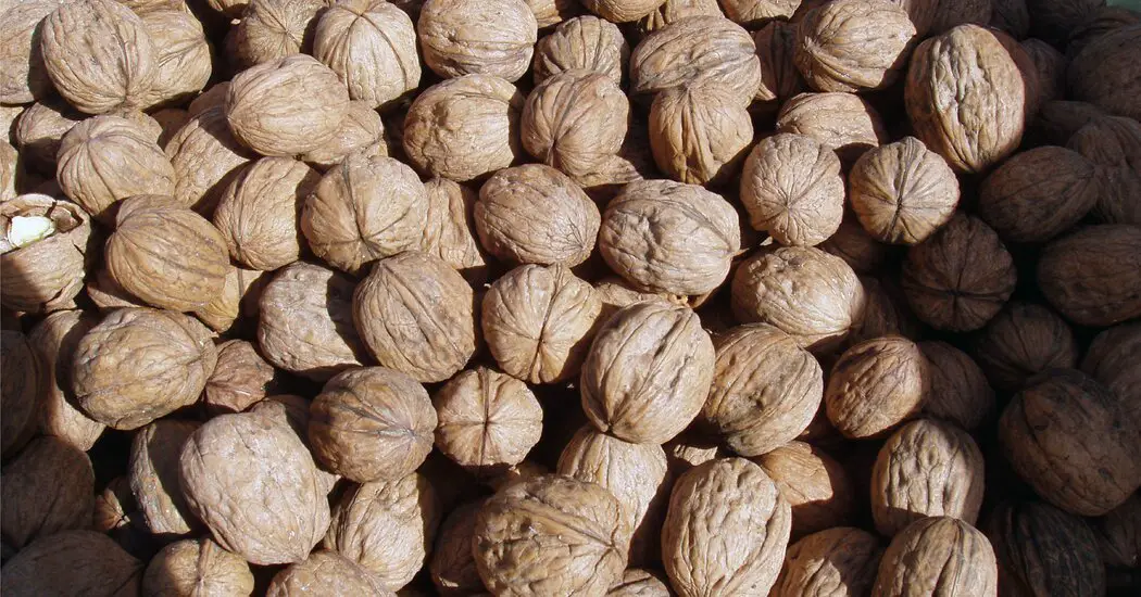 Walnuts Recalled From Natural Food Stores After E. Coli Outbreak