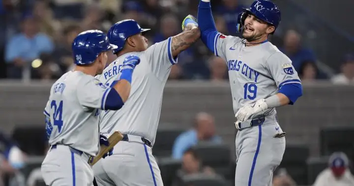 Michael Massey lifts Royals over Blue Jays 4-1