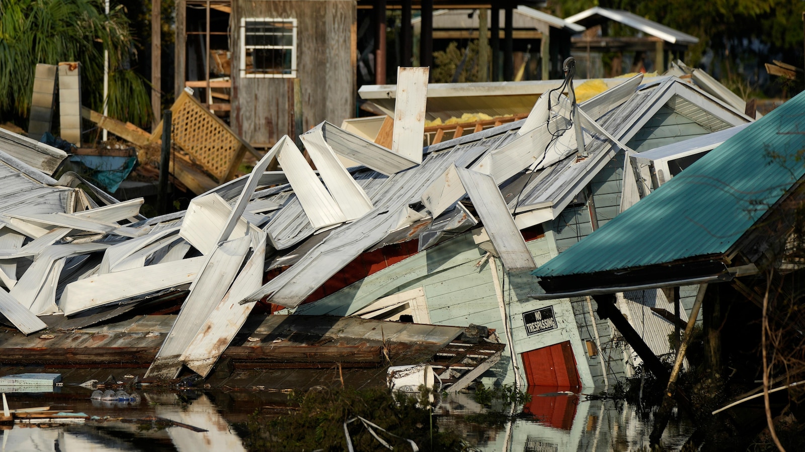 Dangerous brew: Ocean heat and La Nina combo likely mean more Atlantic hurricanes this summer