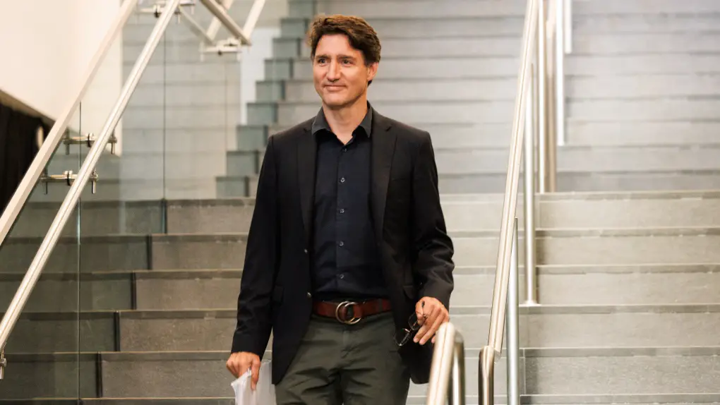 Justin Trudeau rejects calls for change at top