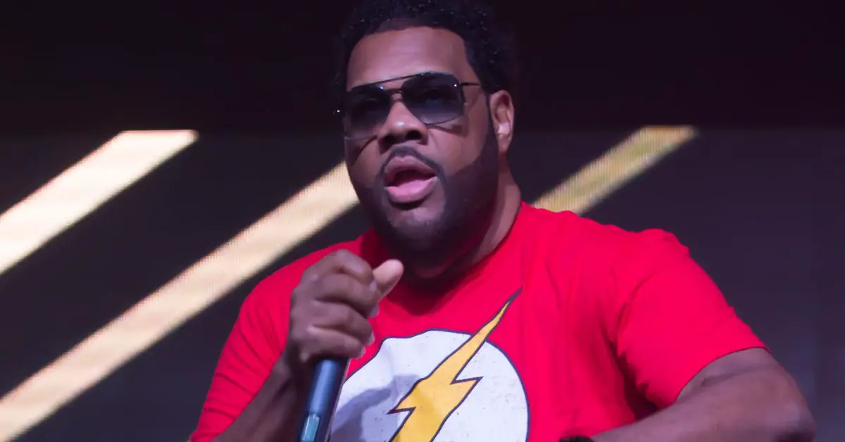 Rapper Fatman Scoop Dies After Collapsing Onstage