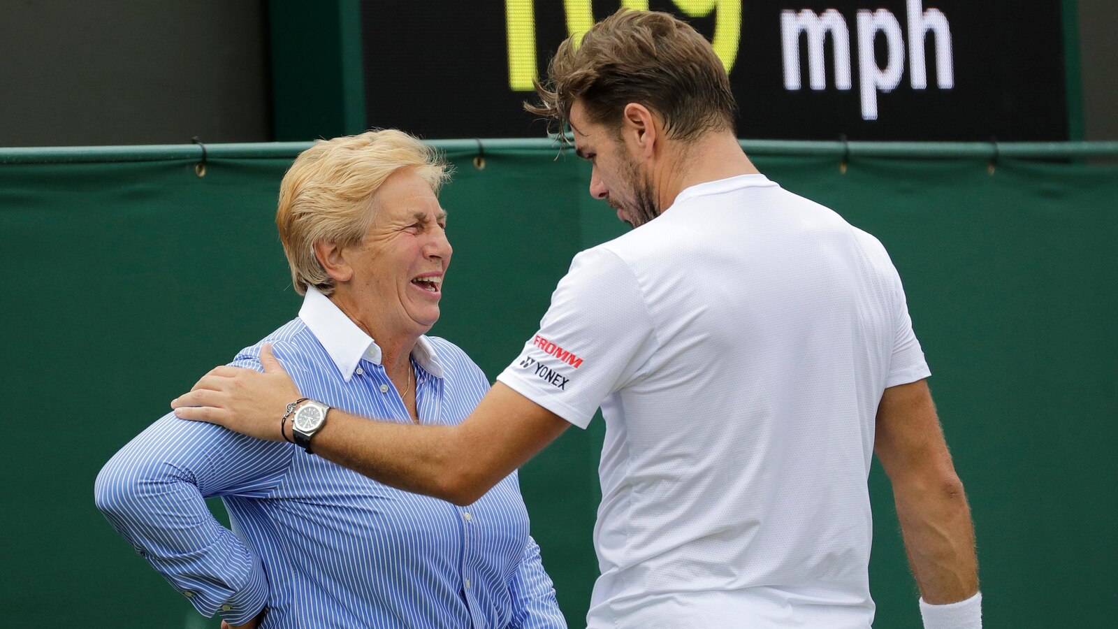 Wimbledon tennis tournament to use AI to make line calls in break with tradition