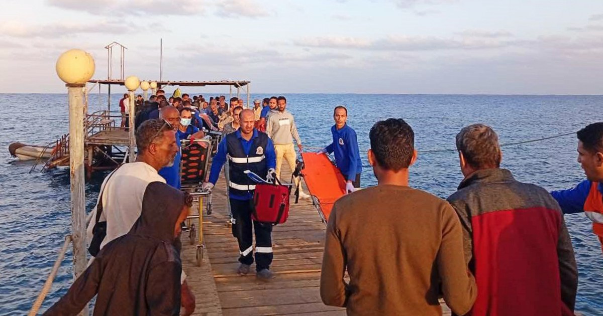 Bodies recovered from capsized tourist boat off Egypt’s Red Sea coast, 13 still missing