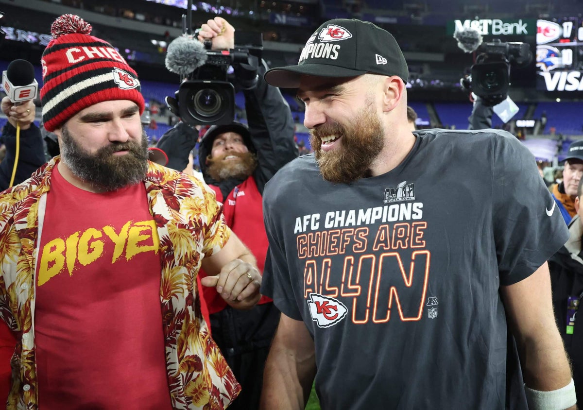 Travis Kelce says brother Jason was ‘defending’ their family in phone-smashing incident